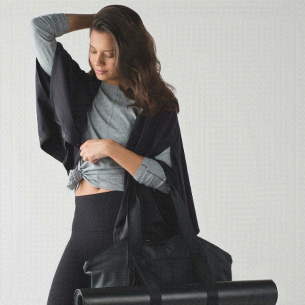 Lululemon Vinysa wrap/ scarf with low profile armholes